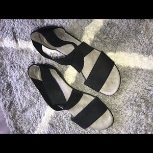 Life stride sandal